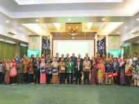 Shift College Program Nomor Foto Home 2